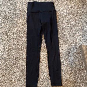 Lululemon size 4 leggings black align 25”